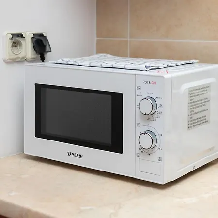 Elektoralna 12a - Colorful With Balcony By Renters شقة وارسو