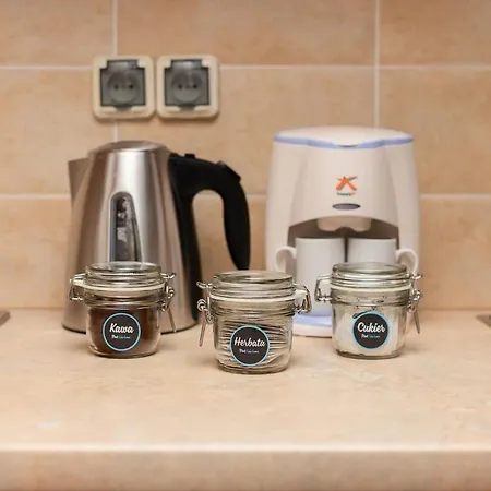 Apartment Elektoralna 12a - Colorful With Balcony By Renters *