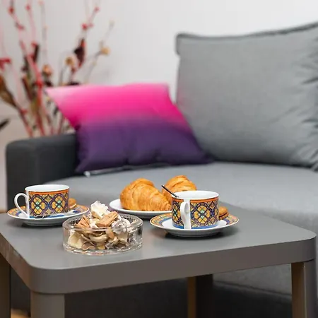 Elektoralna 12a - Colorful With Balcony By Renters * Варшава