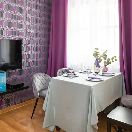 Elektoralna 12a - Colorful With Balcony By Renters *