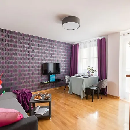 Elektoralna 12a - Colorful With Balcony By Renters Apartment Warsaw
