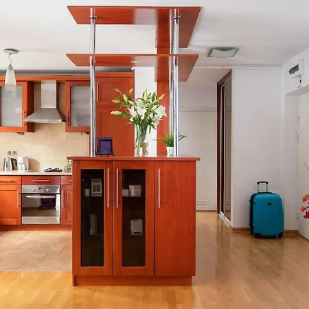 Elektoralna 12a - Colorful With Balcony By Renters Apartman Varsó