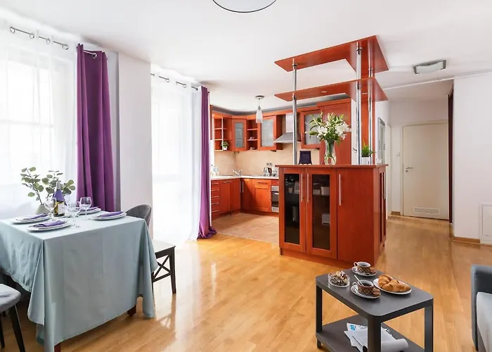 Elektoralna 12a - Colorful With Balcony By Renters Apartman *