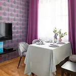 Elektoralna 12a - Colorful With Balcony By Renters *
